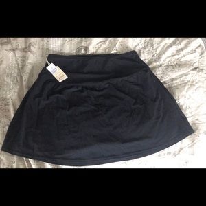 NWT SIZE 20 swim skirt with built in bottoms